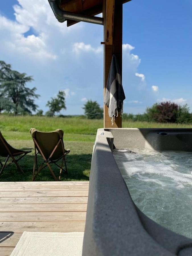 Dome Insolite Cedre Jacuzzi Et Petits Dejeuners Inclus Lagraulet-du-Gers Exterior foto