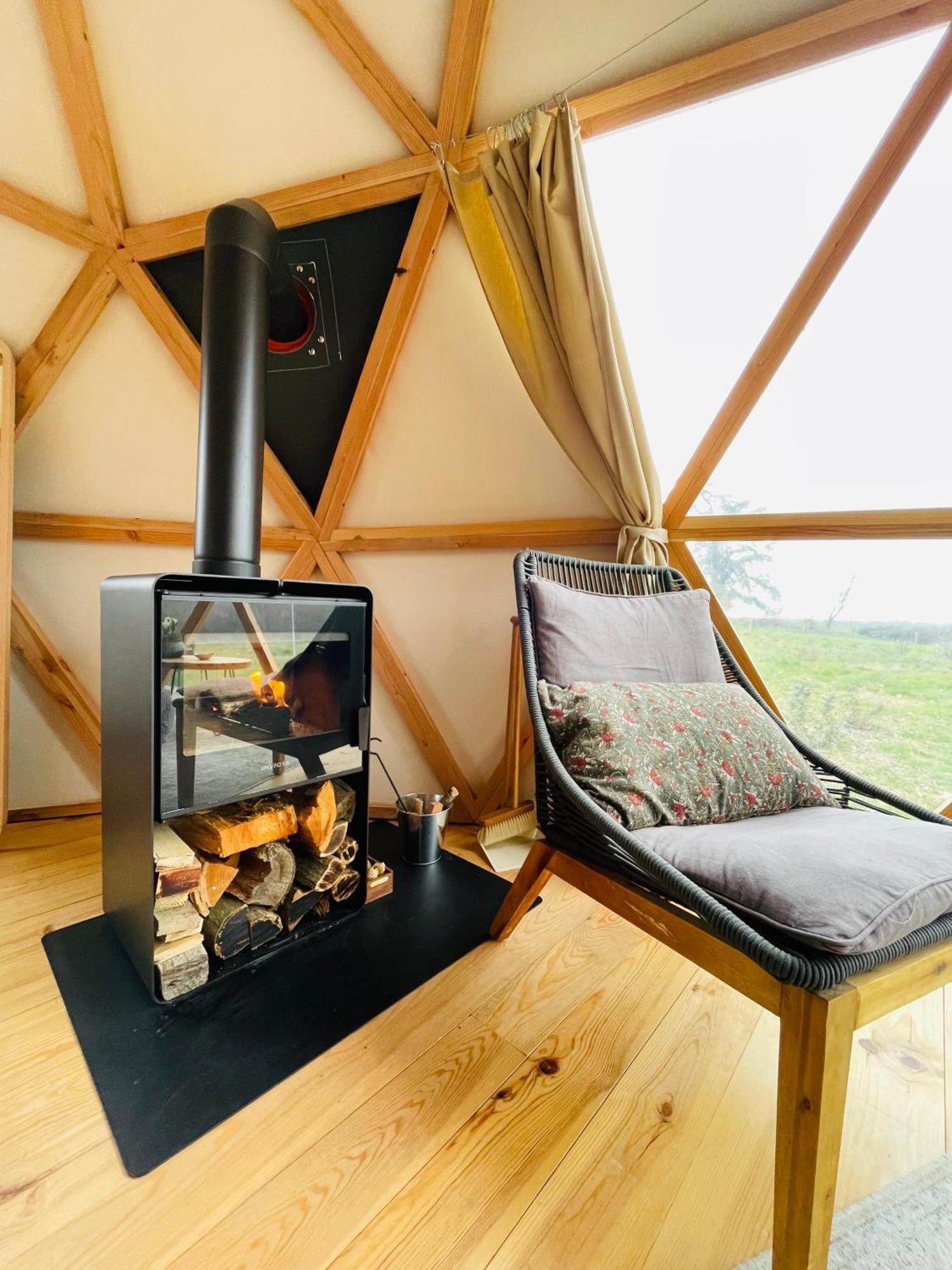 Dome Insolite Cedre Jacuzzi Et Petits Dejeuners Inclus Lagraulet-du-Gers Exterior foto